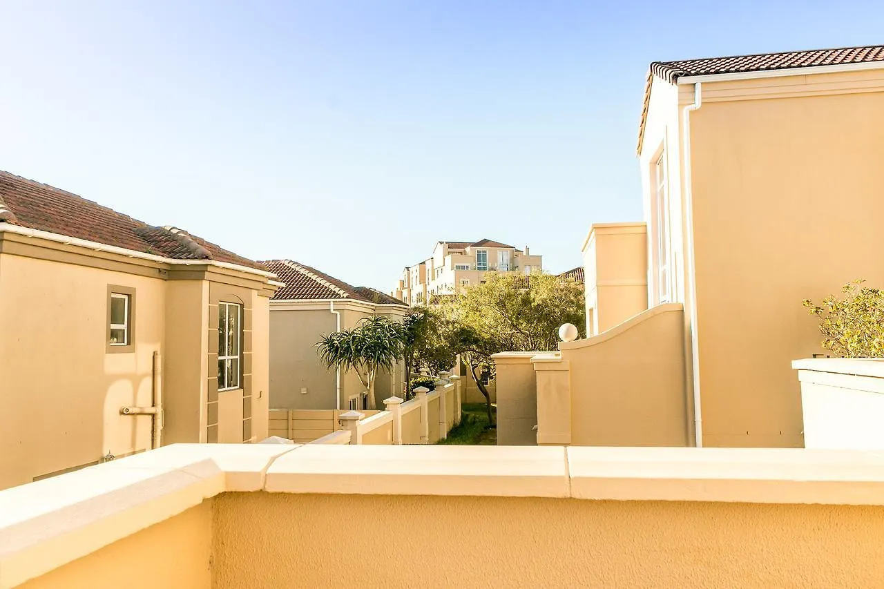 Century City Villa Italia Cape Town 0*,